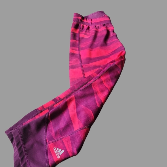 Adidas Pink and Purple Cropped Leggings M - Picture 2 of 4